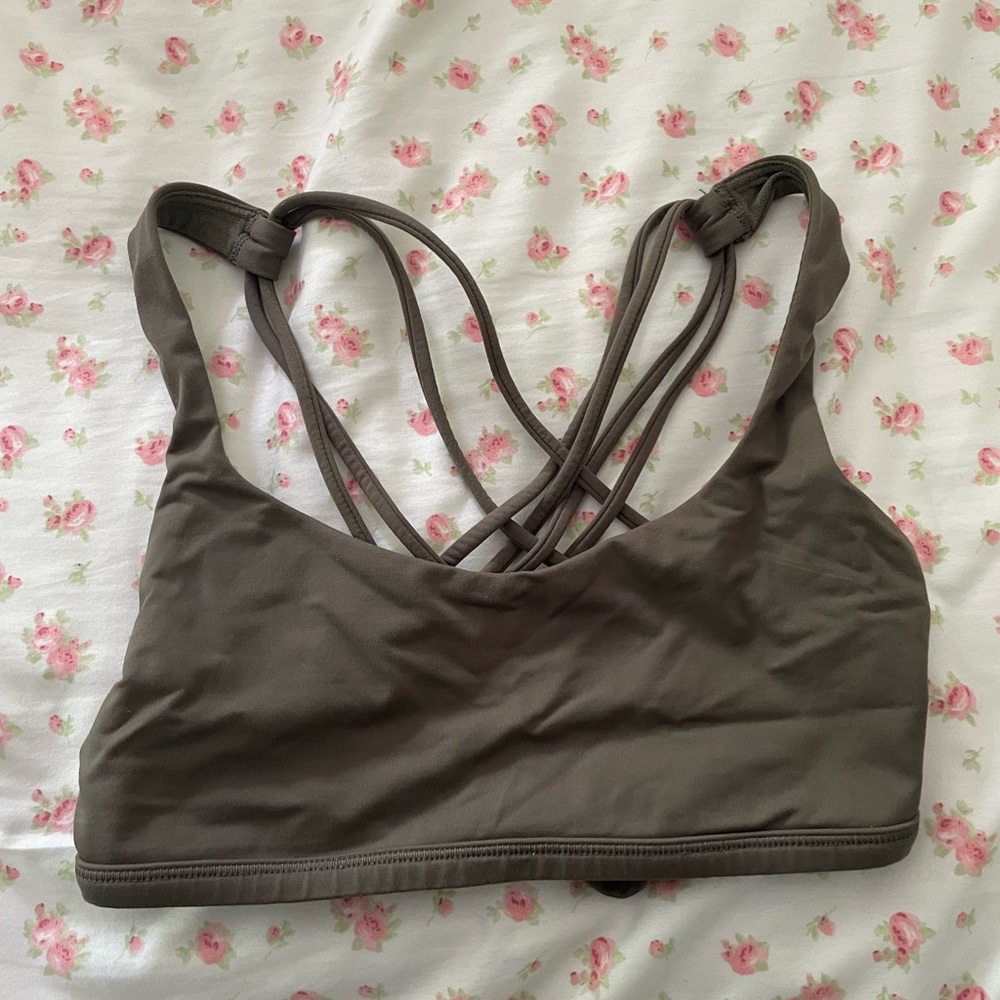 lululemon army green free to be bra